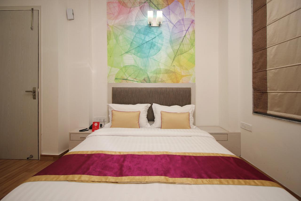 Hotel Nanak Residency Νέο Δελχί Εξωτερικό φωτογραφία